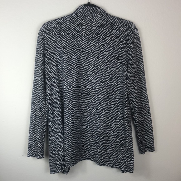 Patterned H&M Black And White Diamond Patterned Cardiagan - Picture 8 of 8
